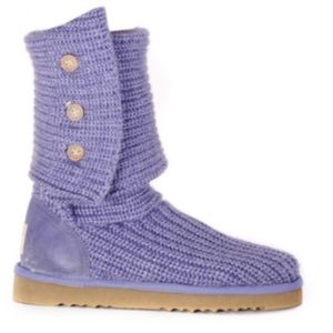 UGG Classic Cardi Boot! Purple, size 9